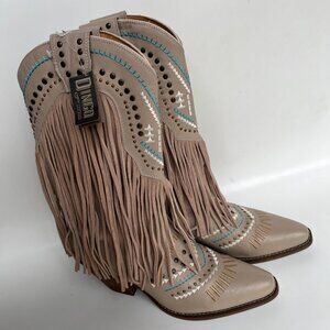 Dingo Ladies Gypsy Almond Toe Fringed Boots, Brand new! Size 9.5